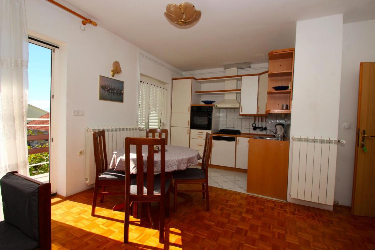App Blazekovic Apartamento Crikvenica Exterior foto