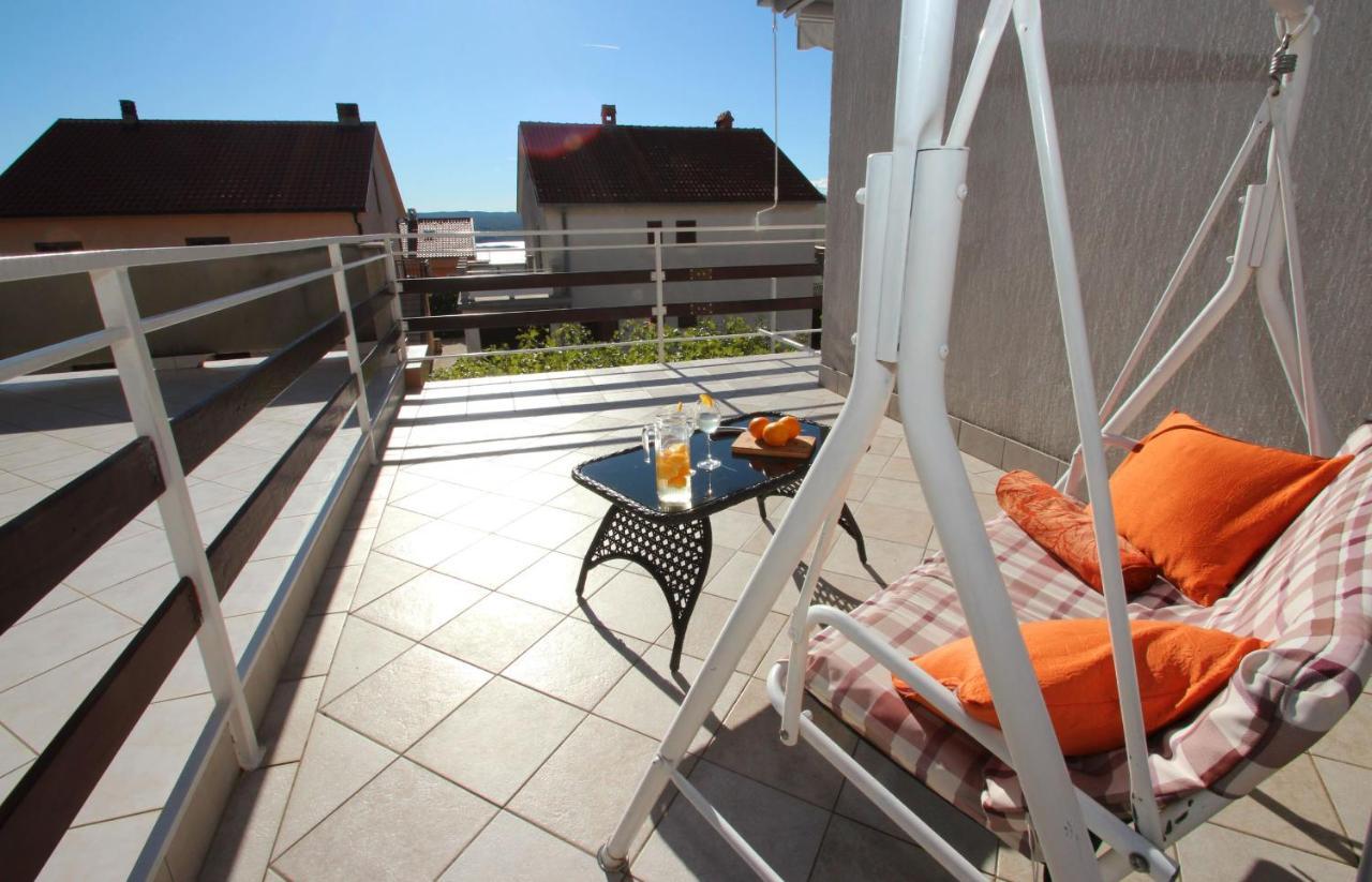 App Blazekovic Apartamento Crikvenica Exterior foto