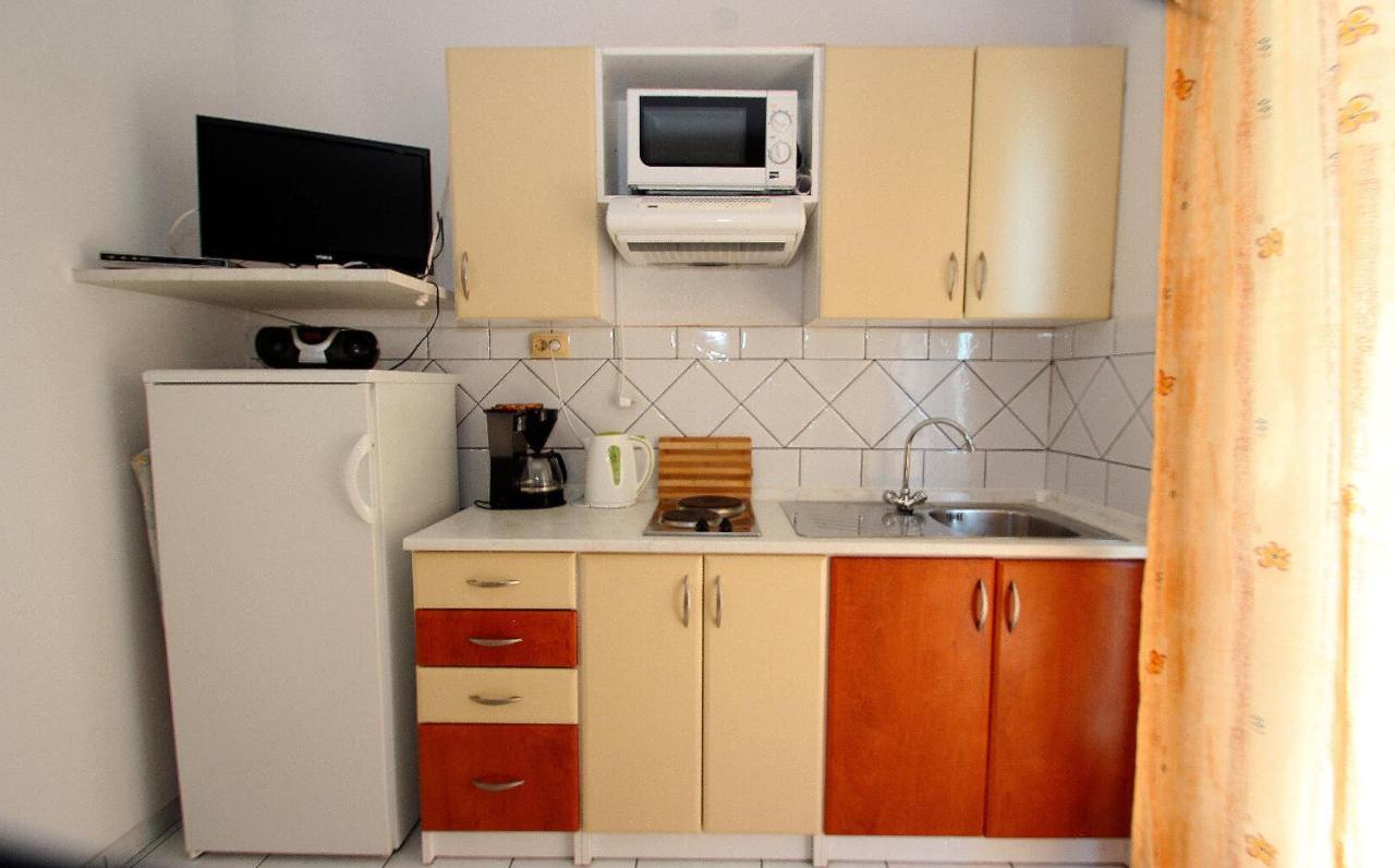 App Blazekovic Apartamento Crikvenica Exterior foto